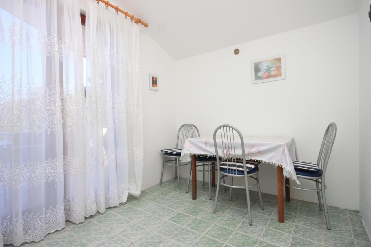 Apartments By The Sea Kali, Ugljan - 8202 Ngoại thất bức ảnh