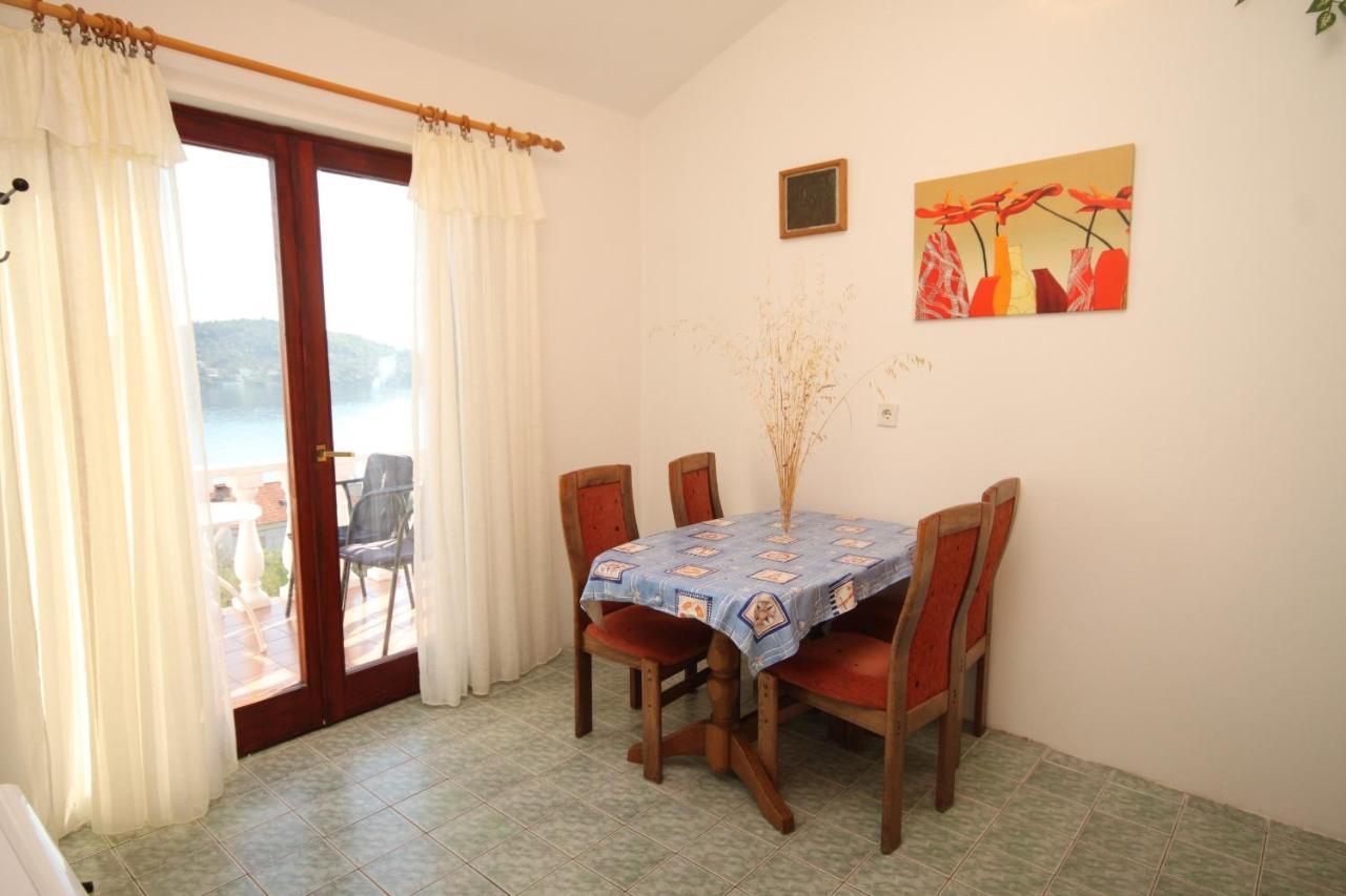 Apartments By The Sea Kali, Ugljan - 8202 Ngoại thất bức ảnh